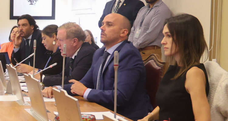 Funcionarios de BBNN no se presentaron a comisión por casa Allende: diputados informan a Contraloría