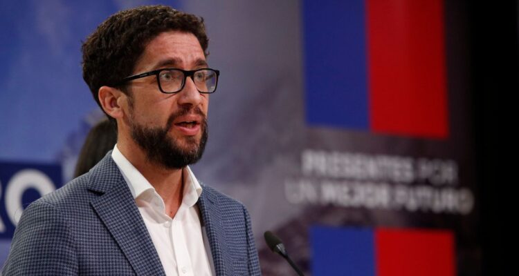 Pensiones, proyecto de sala cuna y empleo: las prioridades de Boccardo como nuevo ministro del Trabajo