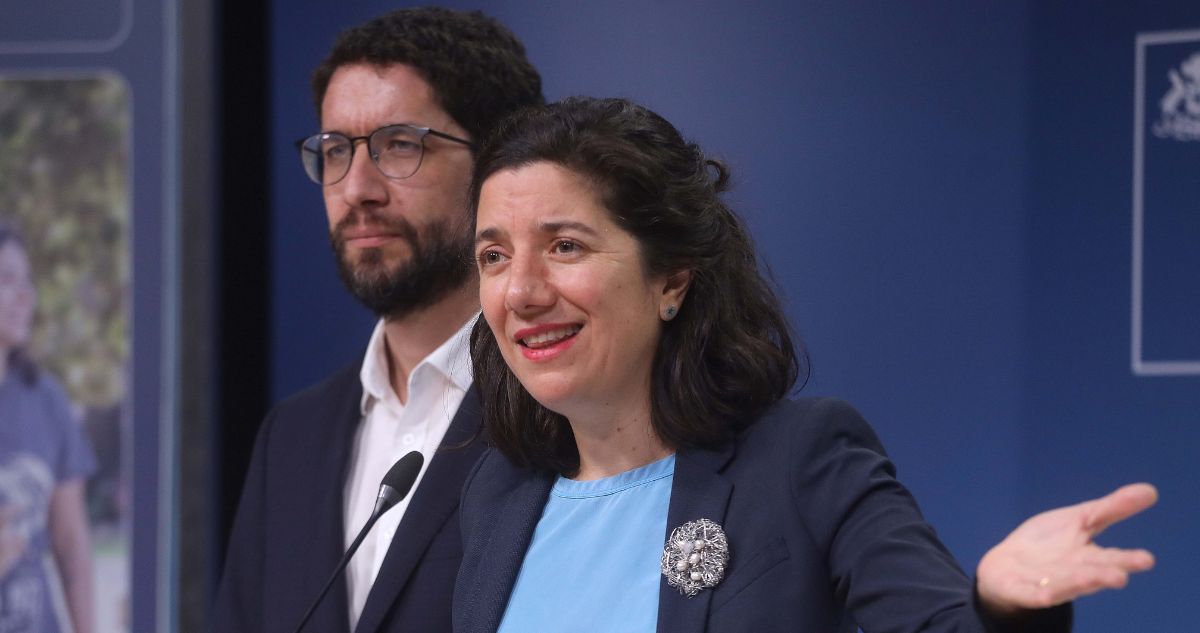 “Es consistente”: gobierno respalda a jefa jurídica de la Segpres por compra de la casa de Allende