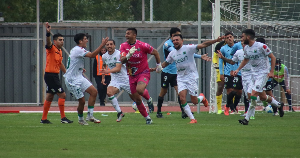 Yerko Urra marcó golazo para Deportes Temuco.