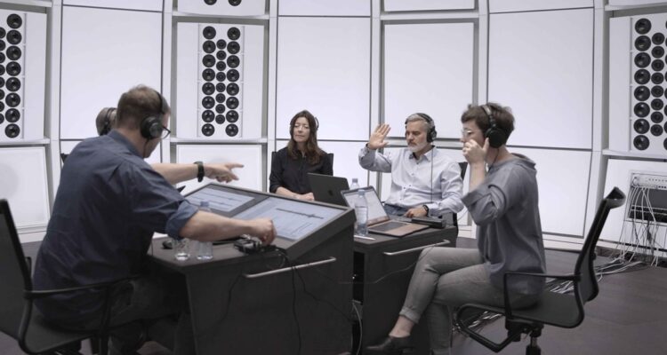 Grammar of calculated ambiguity, de Gabriela Löffel, Galería Metropolitana.