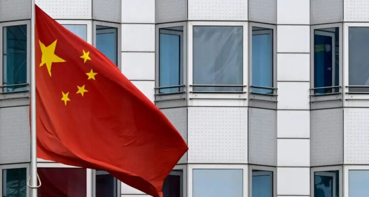 Guerra arancelaria se recrudece: China amenaza con represalias contra la última advertencia de Trump