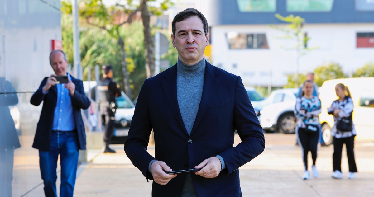 Procesan al hermano del presidente de España por tráfico de influencias y prevaricación