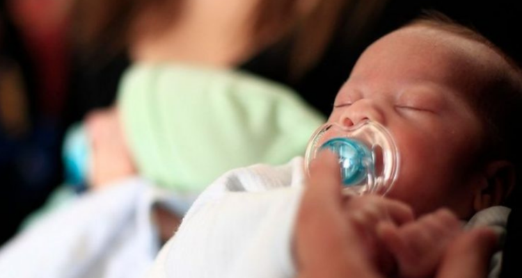 Chilenos cada vez tienen menos hijos