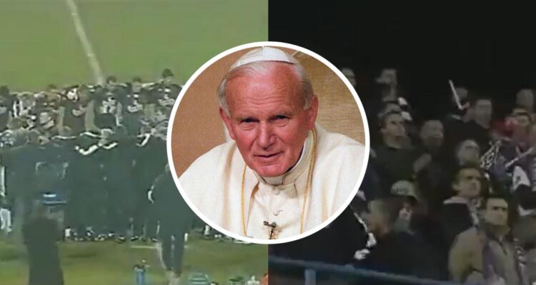 Hinchas polacos dieron por muerto a Juan Pablo II en 2005.