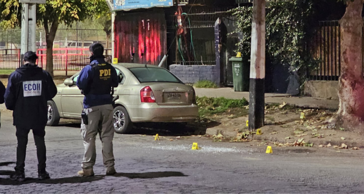 Hombre es asesinado a balazos por motociclista en Puente Alto