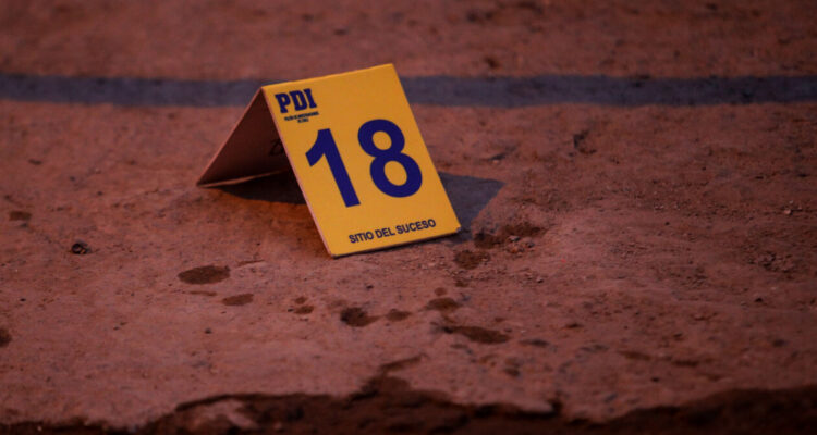 Hombre recibe disparo en la cabeza y permanece en riesgo vital tras disputa de comerciantes en Renca