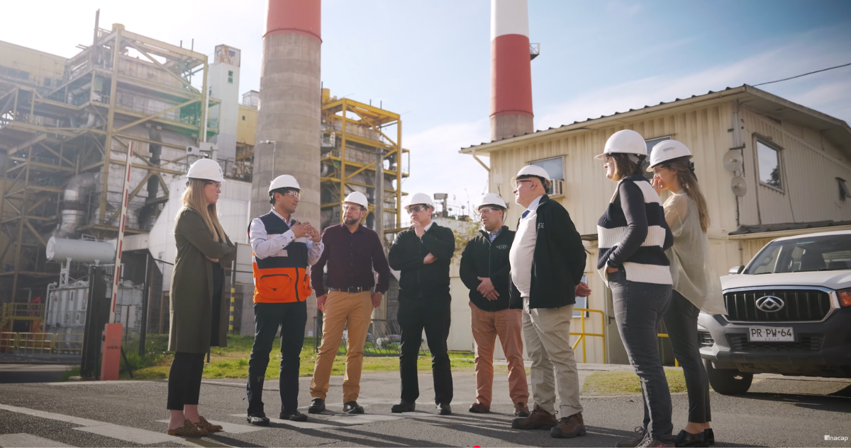 Iniciativa “Conecta Empresas” vincula a docentes técnico-profesionales con industrias nacionales