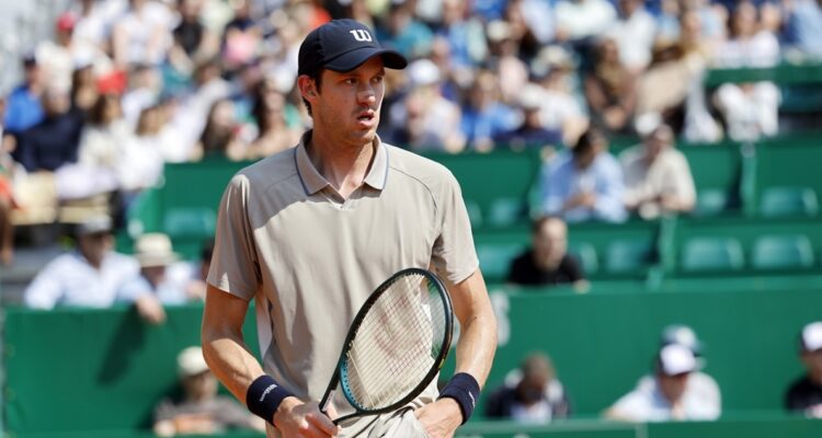 Exentrenador de Nicolás Jarry habló de su separación con el chileno.