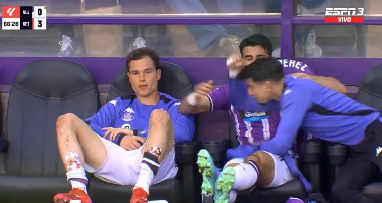 Jugadores de Valladolid se pelearon en pleno partido.