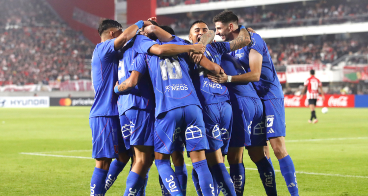 La U remontó partidazo ante Estudiantes y es líder en Copa Libertadores.