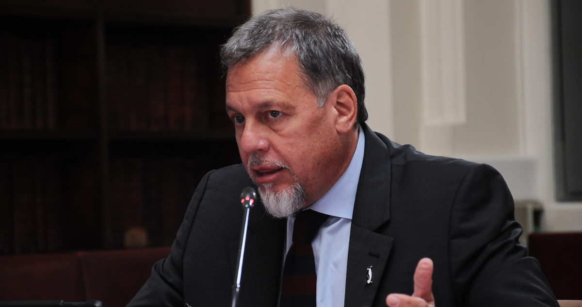 Lagos Weber (PPD) advierte que caso por fallida compra “no se va a cerrar” con salida de Allende