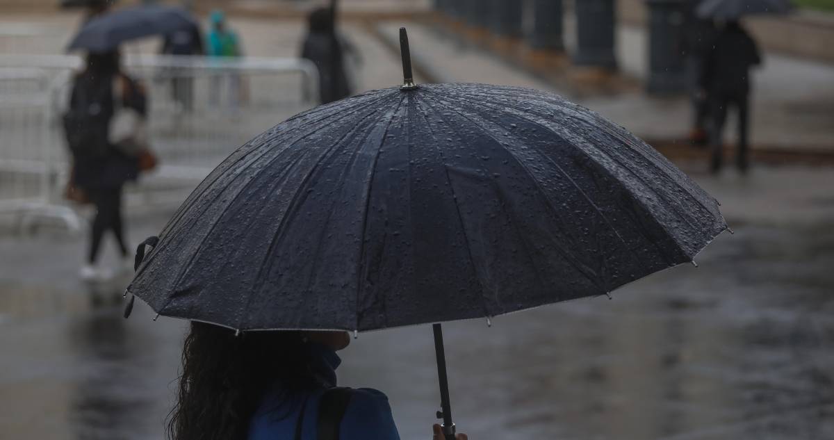 Lluvias e incluso nieve: el variado clima que se pronostica para la RM esta semana