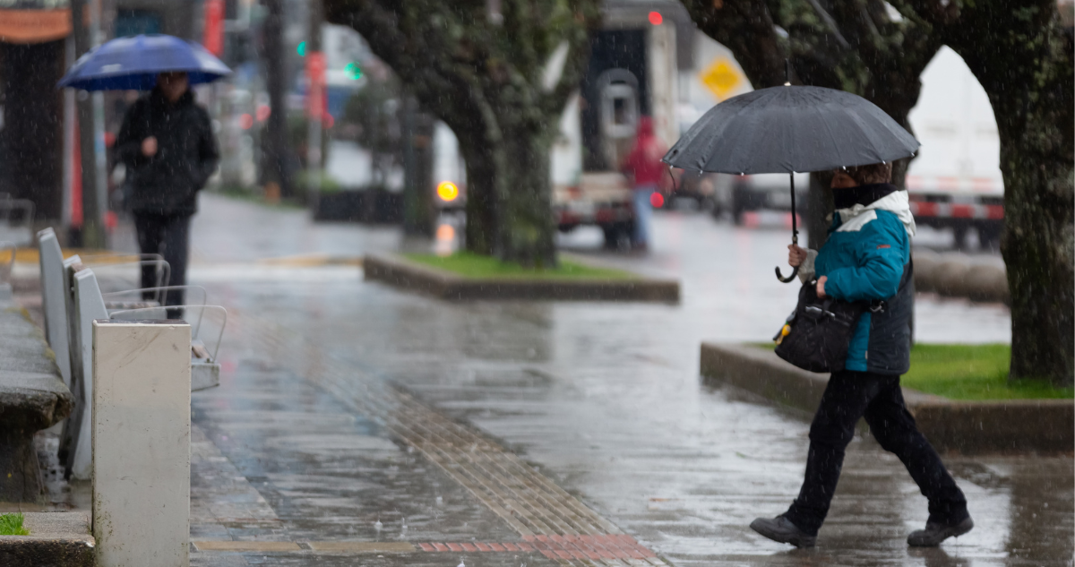 Emiten 2 avisos meteorológicos por lluvias desde este lunes ¿A qué regiones afectará y hasta cuándo?