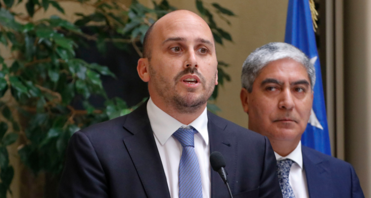 Longton (RN) por Matthei: “Si pretendemos que no hable con franqueza que se busquen otra candidata”