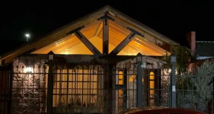 Empresario es apuñalado por la espalda al intentar evitar asalto en su casa de Maipú