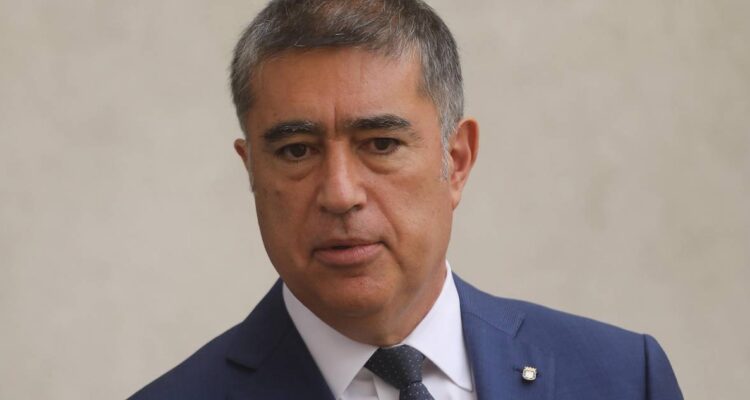 “Decisión difícil”: Desbordes pone en duda proyecto del Parque Almagro aprobado en gestión de Hassler