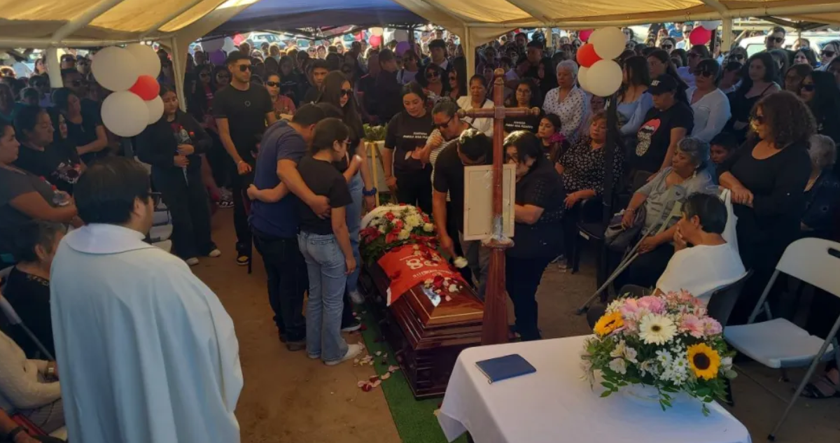 Más de 300 personas asistieron a funeral de Ana María Pizarro en La Higuera: familia exige justicia