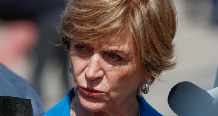 Partidos del oficialismo llaman a Matthei a firmar la declaración “Compromiso: Por la Democracia, Siempre”, tal como lo hicieron los expresidentes de Chile