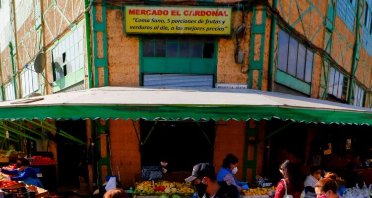 Mercado Cardonal de Valparaíso contará con retén móvil permanente