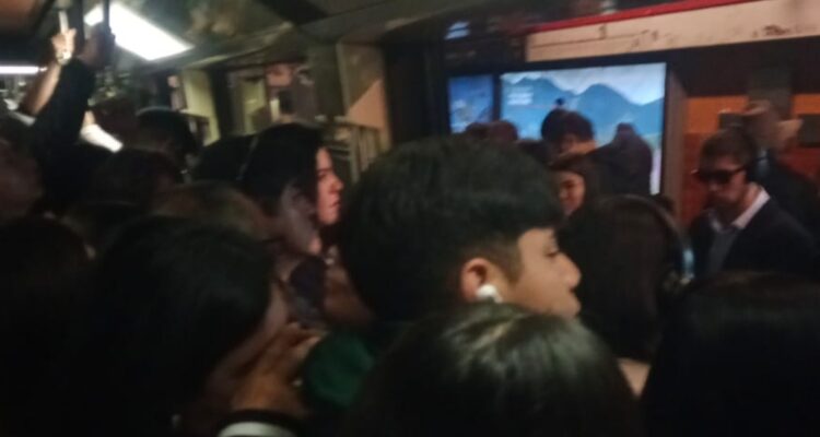 Línea 1 del Metro sufrió nuevo corte de corriente: fallaron puertas de un tren