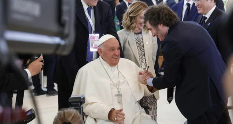 Milei lamenta la muerte del Papa Francisco y alaba su “bondad y sabiduría”, pese a las “diferencias”