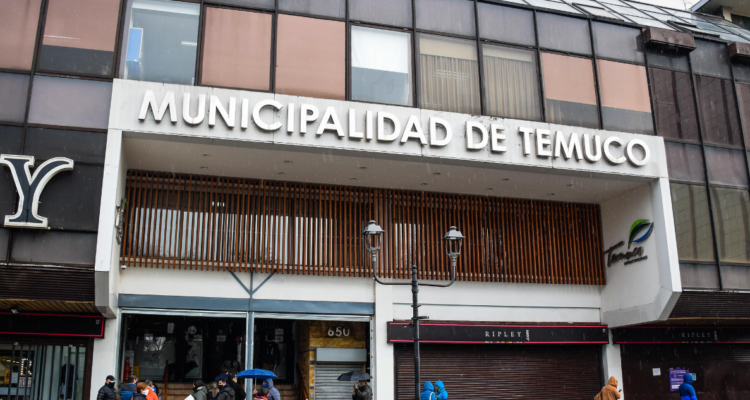 Frontis de la Municipalidad de Temuco por situación del Complejo Deportivo M11
