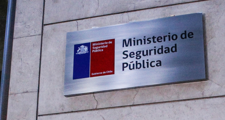 Oposición acusa que seremis de Seguridad no cumplen requisitos para el cargo: acudirán a Contraloría