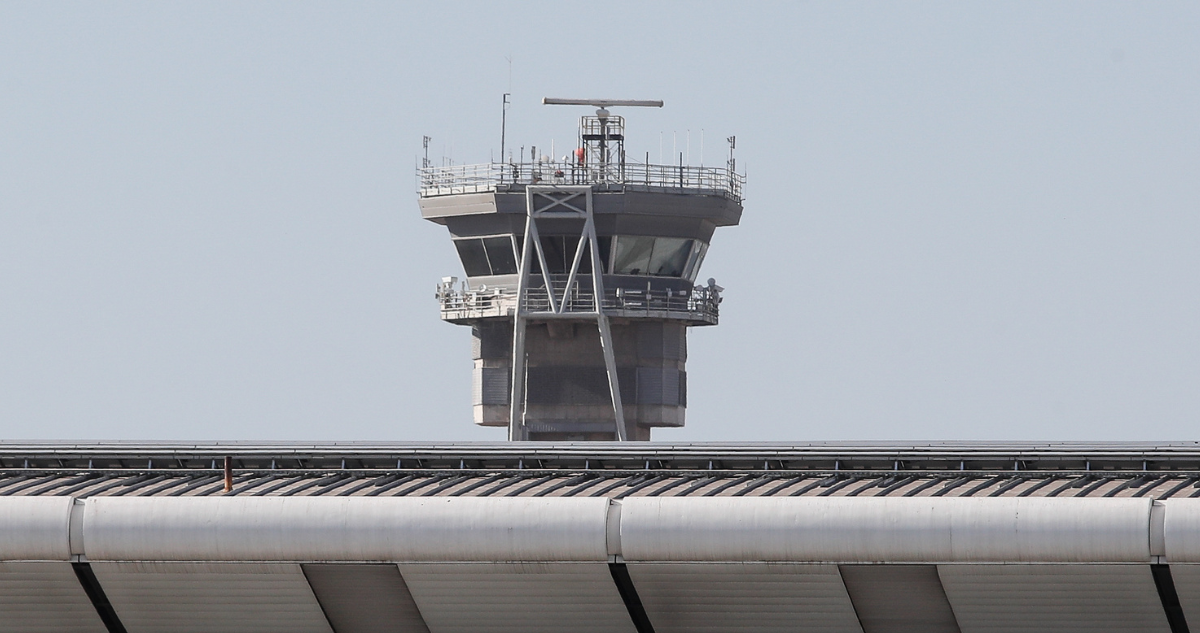 Otra vez: suspenden vuelos por “peligro aviario” en el aeropuerto Arturo Merino Benítez