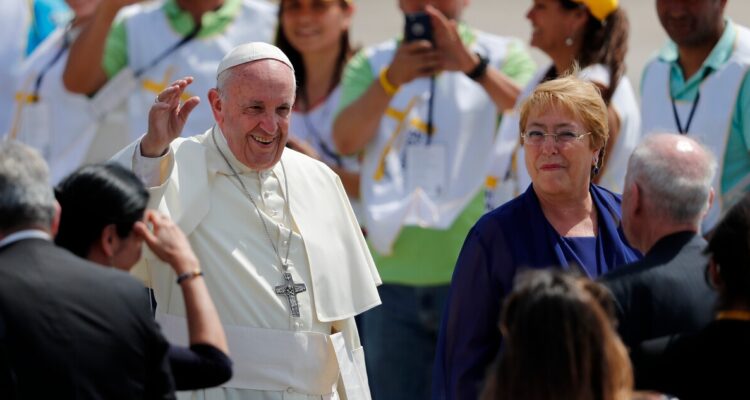 La pregunta de Radio Bío Bío que provocó que el papa Francisco indagara abusos en la iglesia chilena