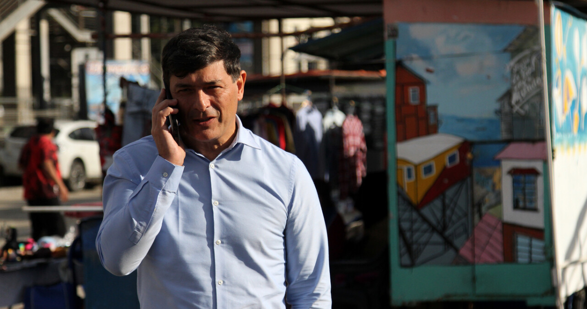 Parisi asegura estar compitiendo con “millonarios”: “Winter es un cuiquito mal enseñado y flojito”