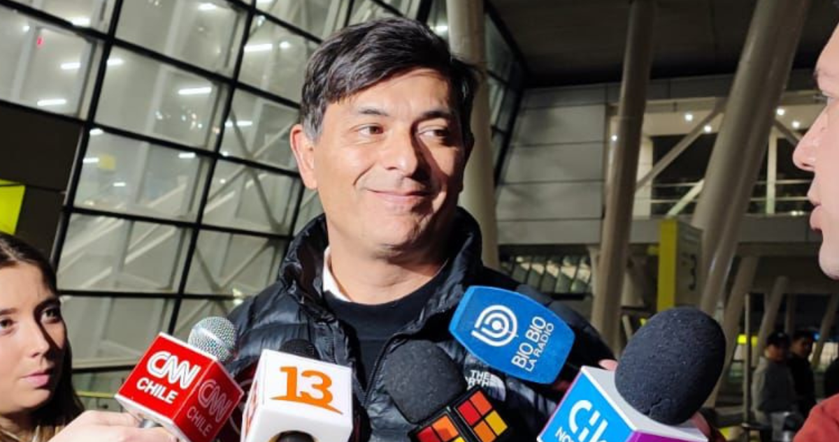 Parisi llega a Chile para concretar tercer intento presidencial: prometió “campaña en terreno”