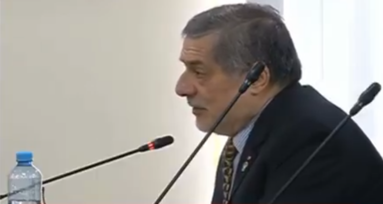 Parlamentario peruano desata polémica por repudiado comentario sobre mujeres científicas