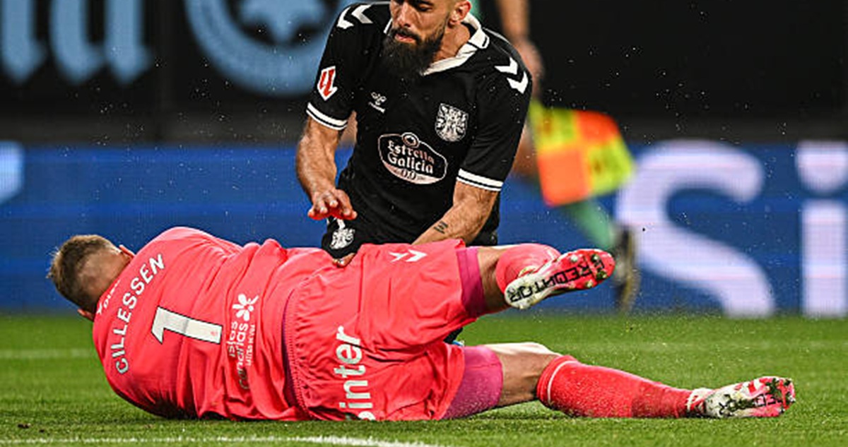 Jasper Cillessen fue operado de urgencia.