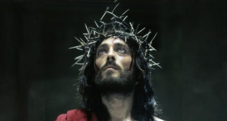 Van 43 años consecutivos: revisa día y horario de “Jesús de Nazaret” y otros clásicos de Semana Santa