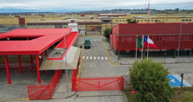 Reos intentan fugarse de la cárcel de Puerto Montt