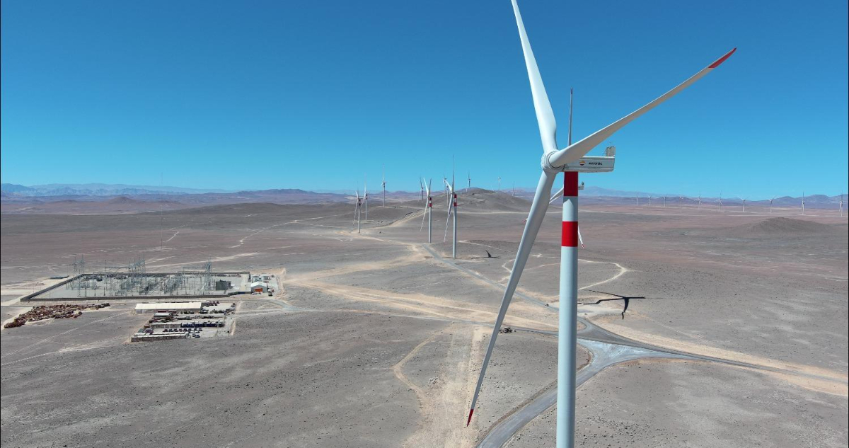La española Repsol empieza a producir electricidad en el norte de Chile, en su mayor parque eólico