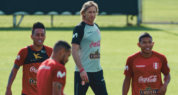 En Perú piden desesperadamente el retorno de Ricardo Gareca.