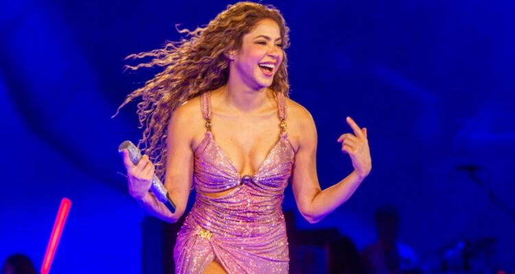 Shakira espantó su nube negra con cánticos chilenos contra Piqué y un show que dejará herencia