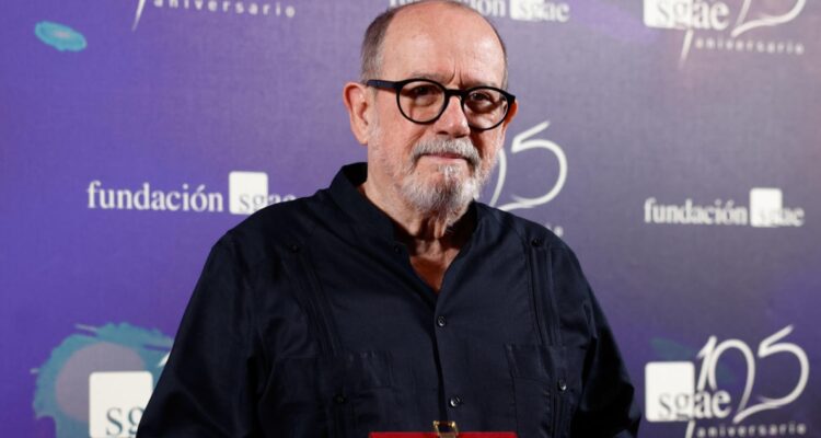 Silvio Rodríguez suma 2 fechas más en Chile tras agotar Arenas: hubo fila virtual de 180 mil usuarios