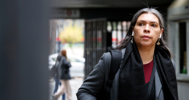 Figueroa (PC) cree que dichos de Matthei sobre dictadura son una “estrategia del mundo de la derecha”