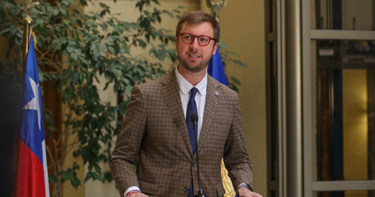 Casa Allende: Diputado Sánchez pide no sacrificar a Moya para salvar la imagen del presidente Boric