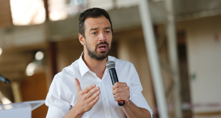 Aseguran que Tomás Vodanovic se sumará a la campaña presidencial de Winter como vocero