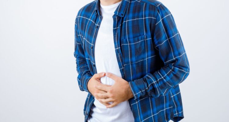 Qué es el Síndrome de Colon o Intestino Irritable (SII), cuáles son sus síntomas y cuál es su cura o posible tratamiento, no es una enfermedad.