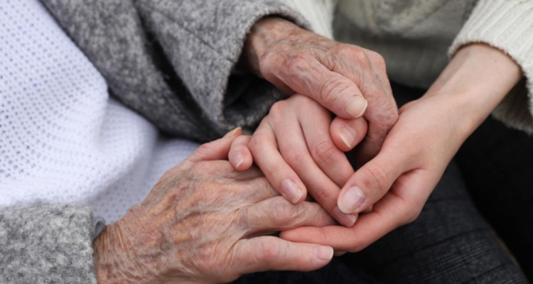 Vence en abril: cómo postular al Subsidio de Arriendo para adultos mayores y personas discapacitadas