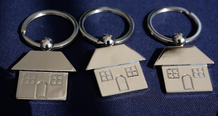 Subsidio DS1 iniciaría postulaciones en mayo: cuáles son los requisitos y qué monto entrega