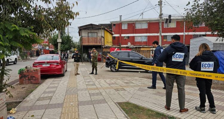 Hombre queda en riesgo vital tras recibir 7 disparos en Cerrillos