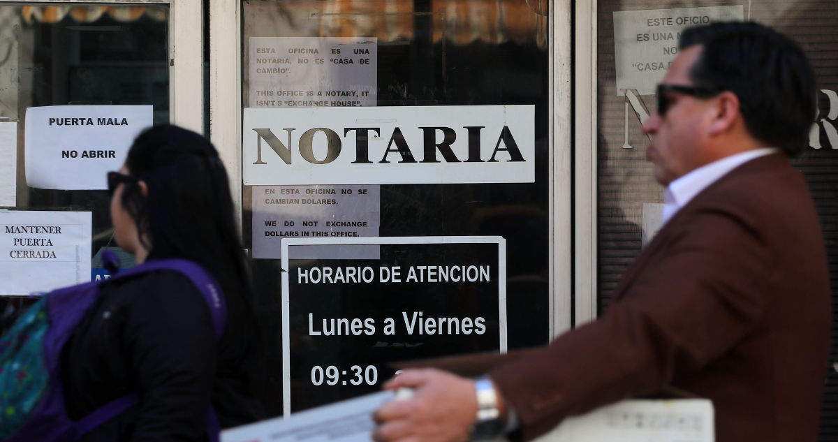 Suprema destituye a notario Felix Jara Cadot por autorizar firma de venta con “falso compareciente”
