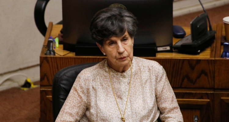 TC adoptó acuerdo por el requerimiento contra la senadora Isabel Allende: quedó en estado de sentencia