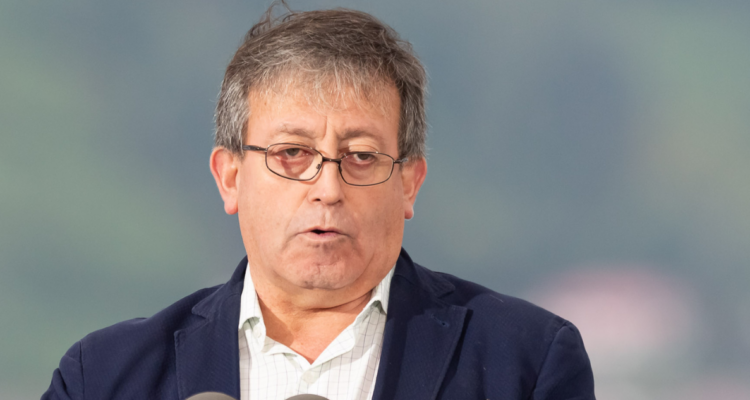 Tras 45 días: exalcalde de Puerto Montt, Gervoy Paredes depone huelga de hambre líquida